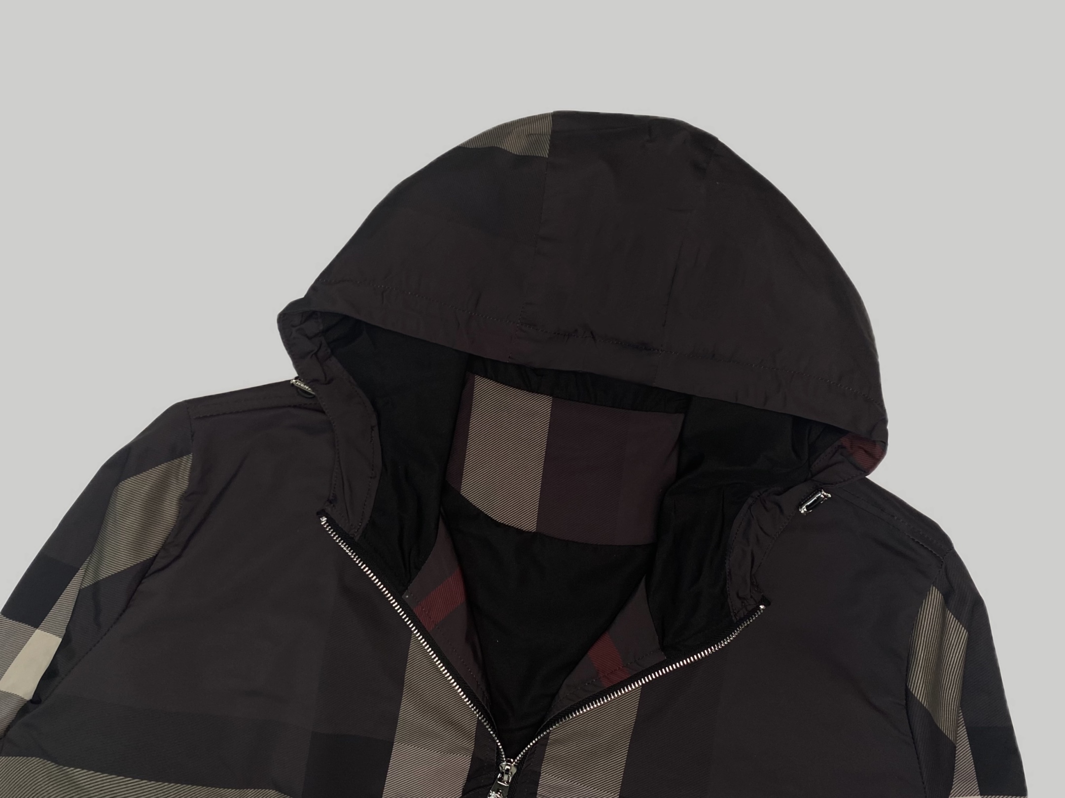 【BURBERRY  公式旗艦店】バーバリー  ジャケット 好評に付き再入荷！