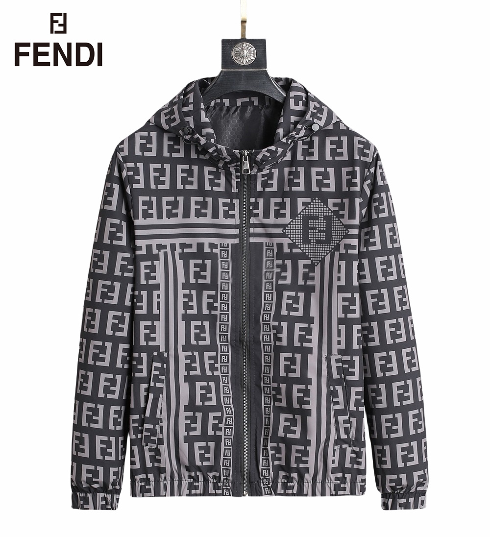 【FENDI  公式旗艦店】フェンディ  ジャケット着 好評に付き再入荷！