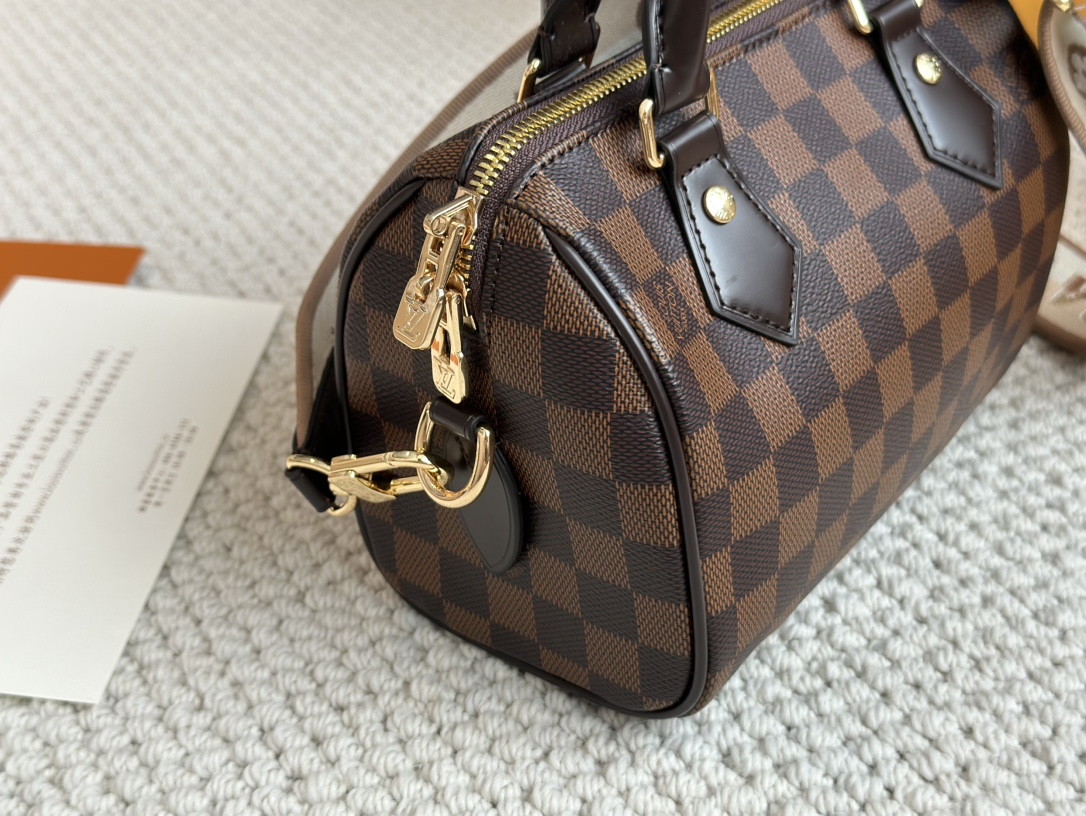【LOUIS VUITTON 公式 旗艦店】ルイヴィトン  ハンドバッグ 当日出荷 好評に付き再入荷！24*25CM