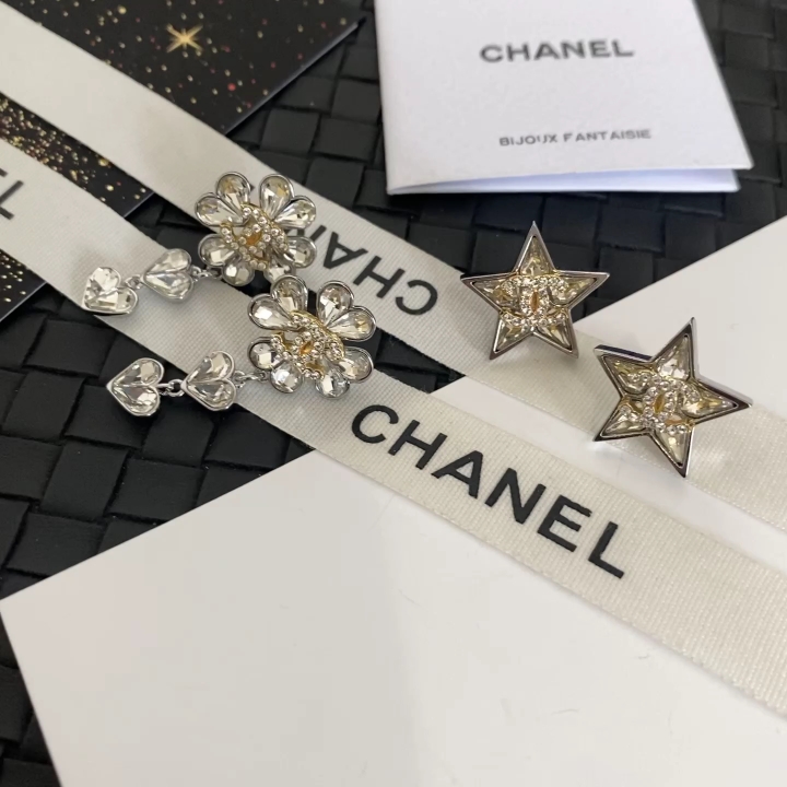 【CHANEL】 シャネル   ファッションスタイルのイヤリング
