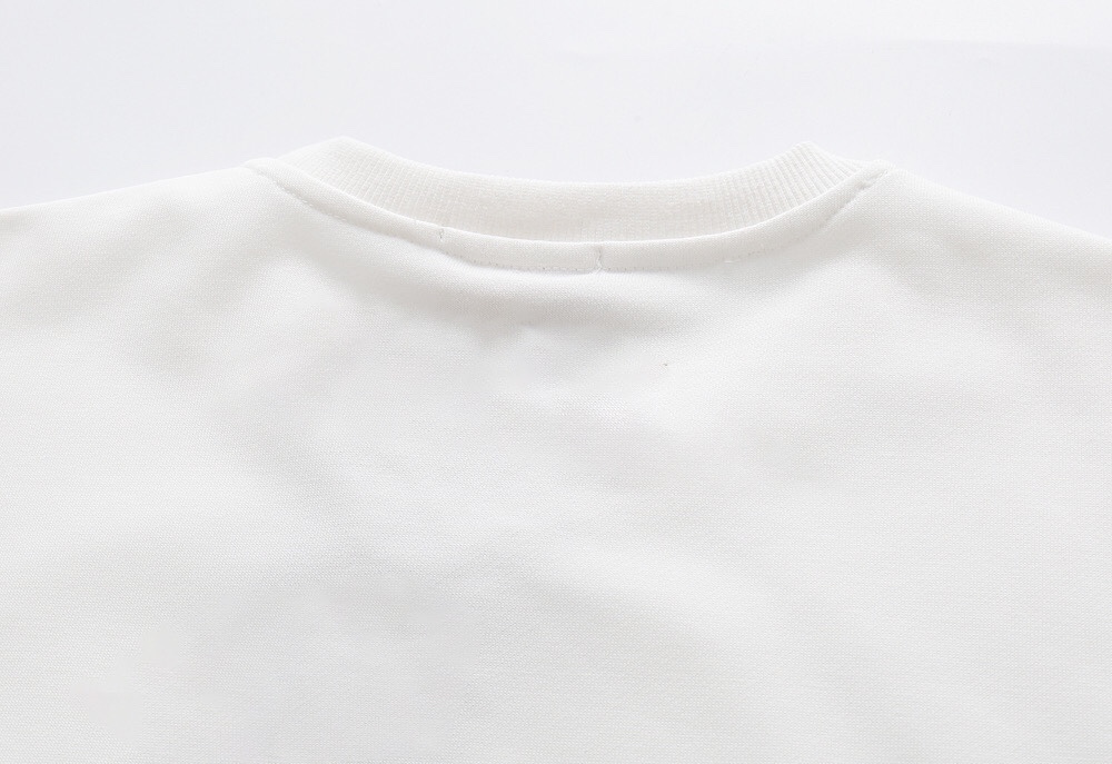 【BALENCIAGA 公式旗艦店】バレンシアガ 丸首の衛衣 スウェット ご好評に付き再入荷！