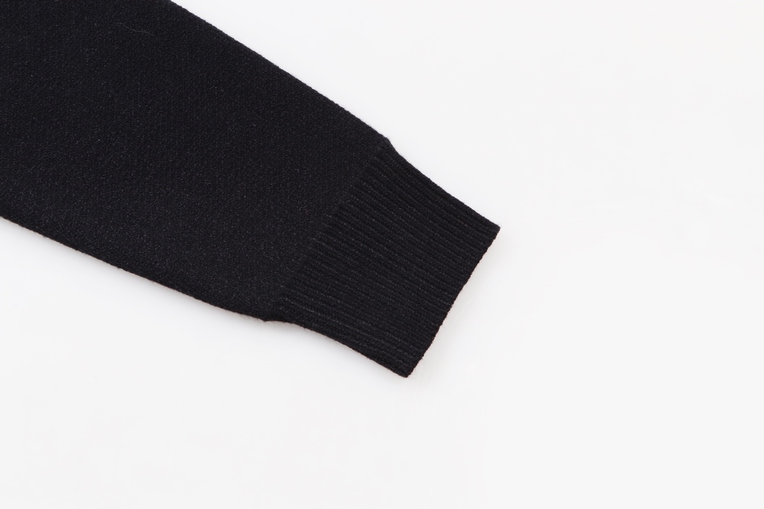 【LOUIS VUITTON  公式旗艦店】ルイヴィトン  セーター好評に付き再入荷！