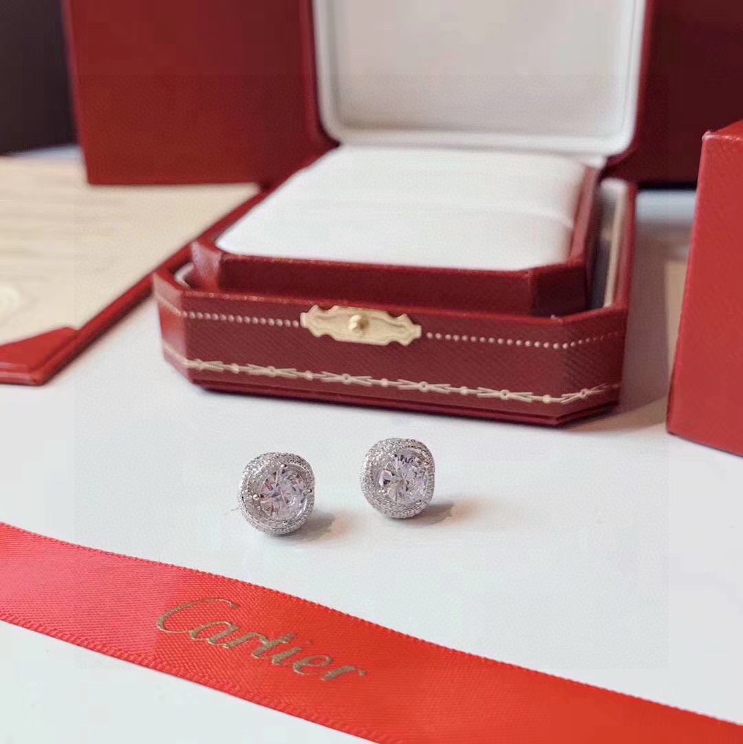 【Cartier】カルティエ  ファッションスタイルのイヤリング