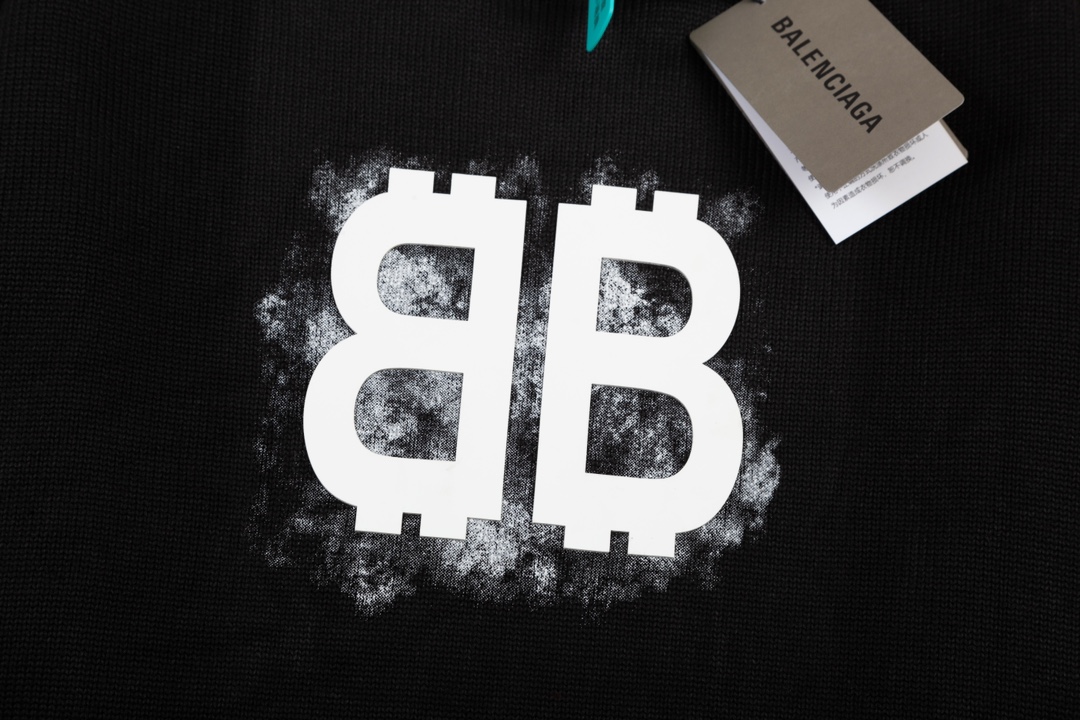 【BALENCIAGA 公式旗艦店】バレンシアガ  セーター好評に付き再入荷！