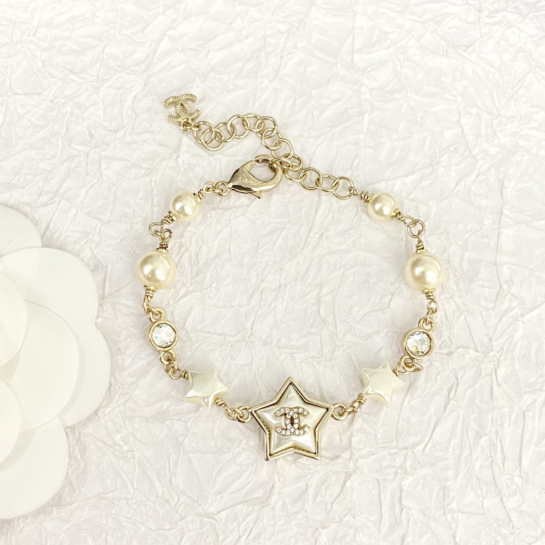 【CHANEL】ブレスレット、ファッションシンプルなスタイル