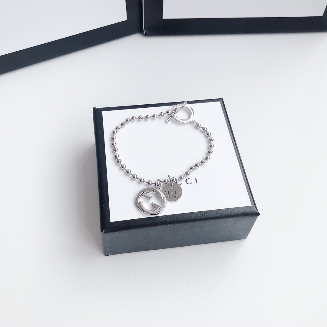 【GUCCI】ブレスレット、ファッションシンプルなスタイル