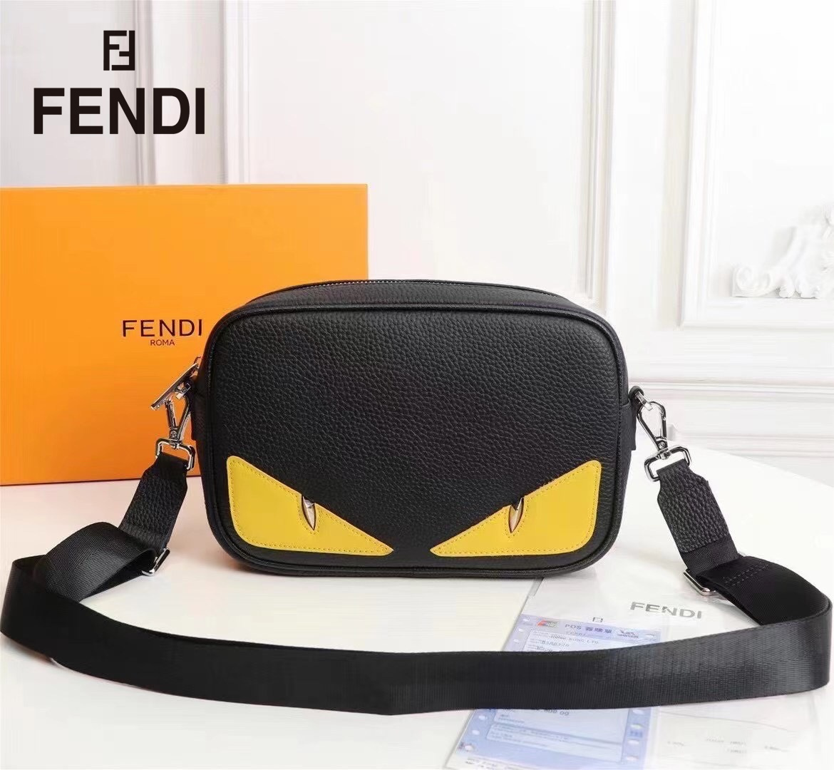 【FENDI  公式旗艦店】フェンディ クラッチバッグ当日出荷 好評に付き再入荷24*16*7CM