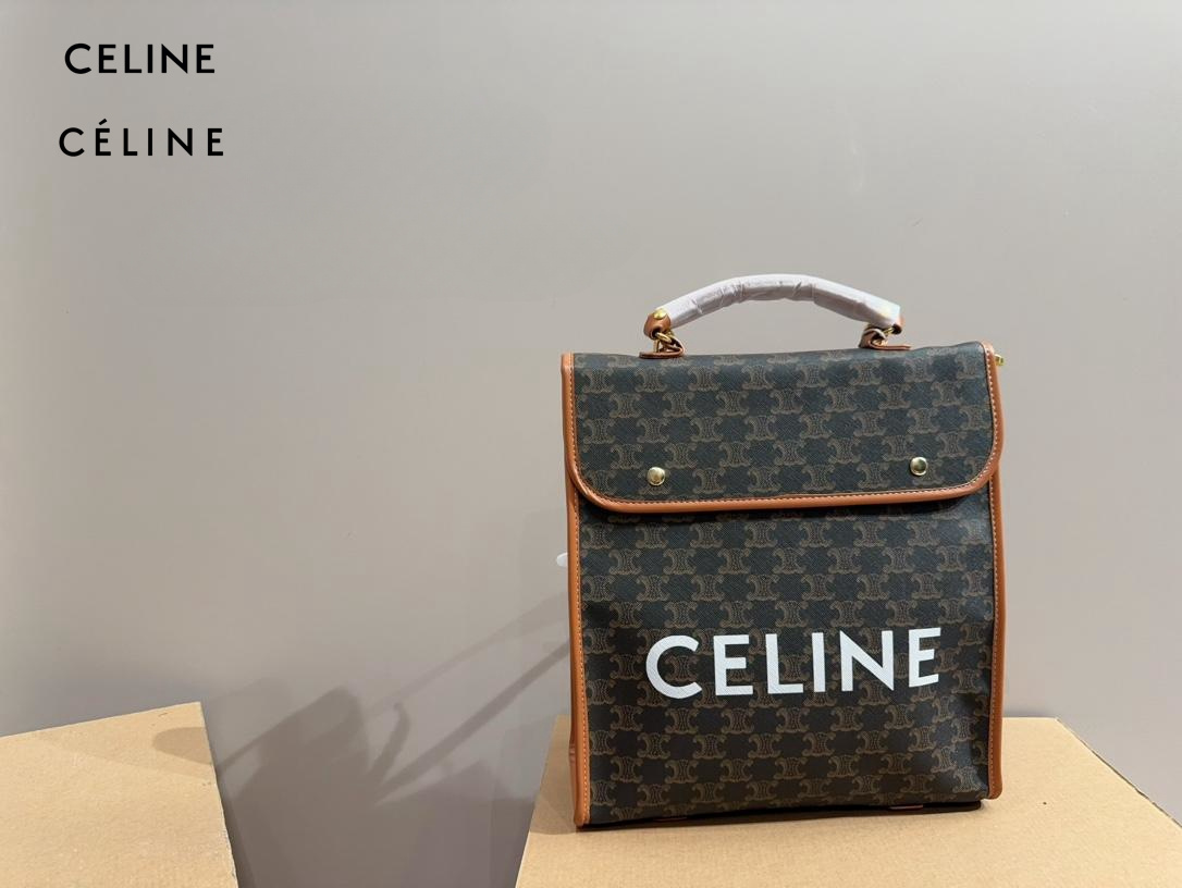【CELINE 公式旗艦店】セリーヌ リュックサック当日出荷 好評に付き再入荷！29*32CM