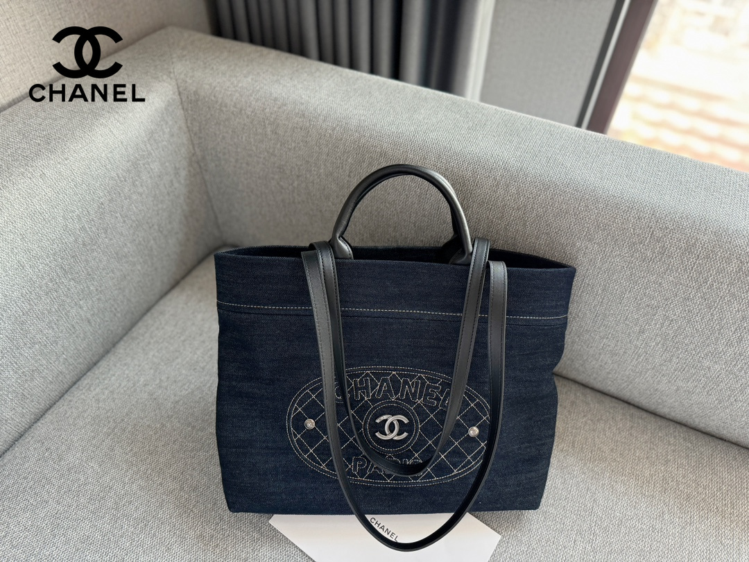 【CHANEL  公式旗艦店】シャネル   ハンドバッグ  当日出荷 好評に付き再入荷！36*30CM