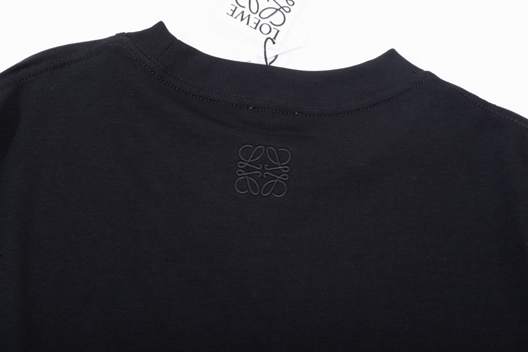 【LOEWE 公式旗艦店】ロエベ  Tシャツ ご好評に付き再入荷！