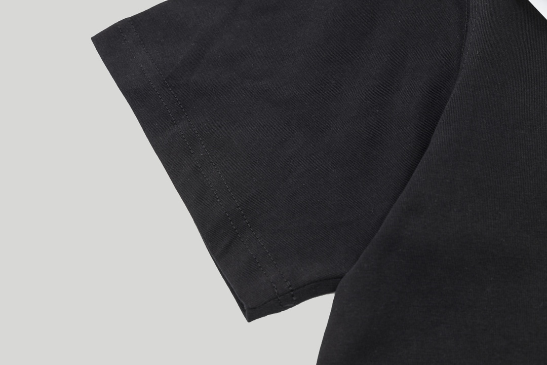 【CHANEL  公式旗艦店】シャネル  Tシャツ ご好評に付き再入荷！