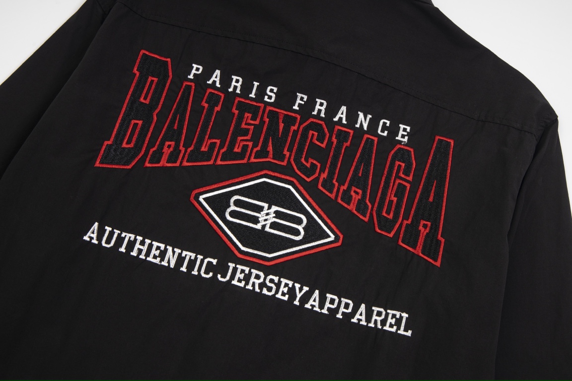 【BALENCIAGA 公式旗艦店】バレンシアガ  シャツ  ご好評に付き再入荷 240715