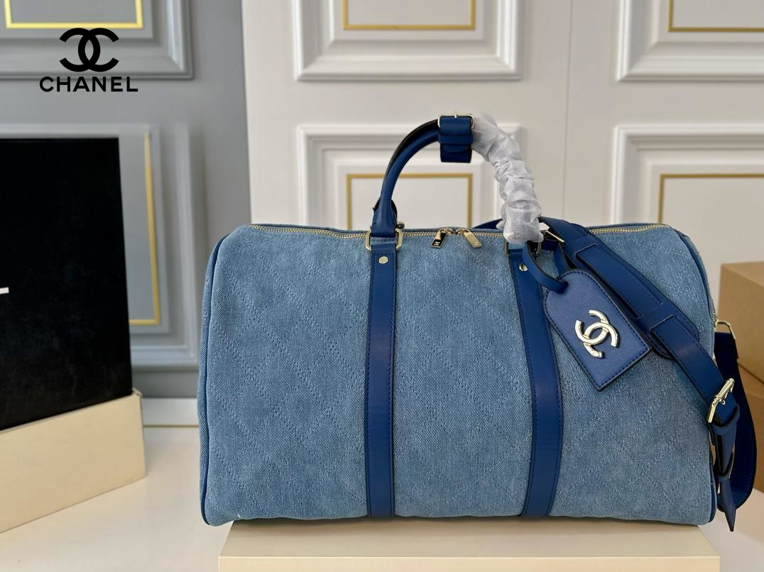 【CHANEL 公式旗艦店】シャネル 斜めがけバッグ 当日出荷 好評に付き再入荷！44*25CM  240723