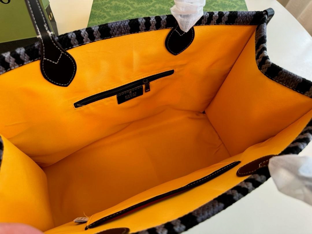 【GUCCI 公式旗艦店】グッチ ハンドバッグ 当日出荷 好評に付き再入荷！40*28CM  240724