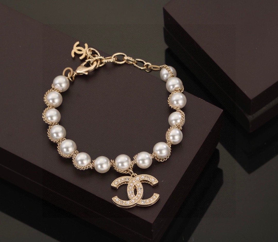 【CHANEL】ブレスレット、ファッションシンプルなスタイル 240728