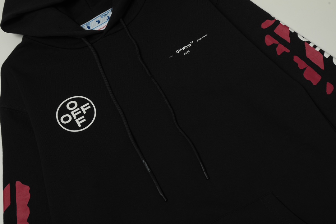 【OFF-WHITE  公式旗艦店】オフホワイトパーカースウェットご好評に付き再入荷 240806