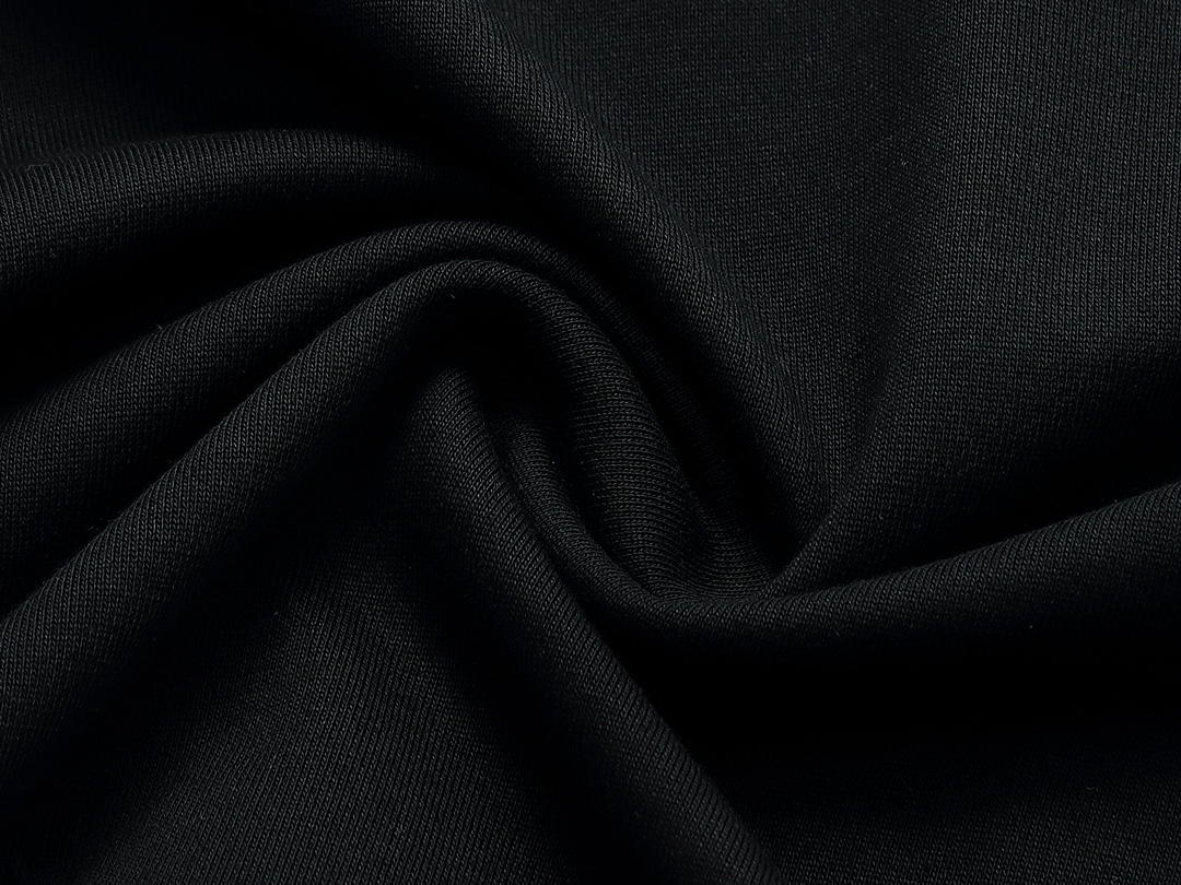 【DIOR  公式旗艦店】ディオール  丸首の衛衣 ご好評に付き再入荷 240809