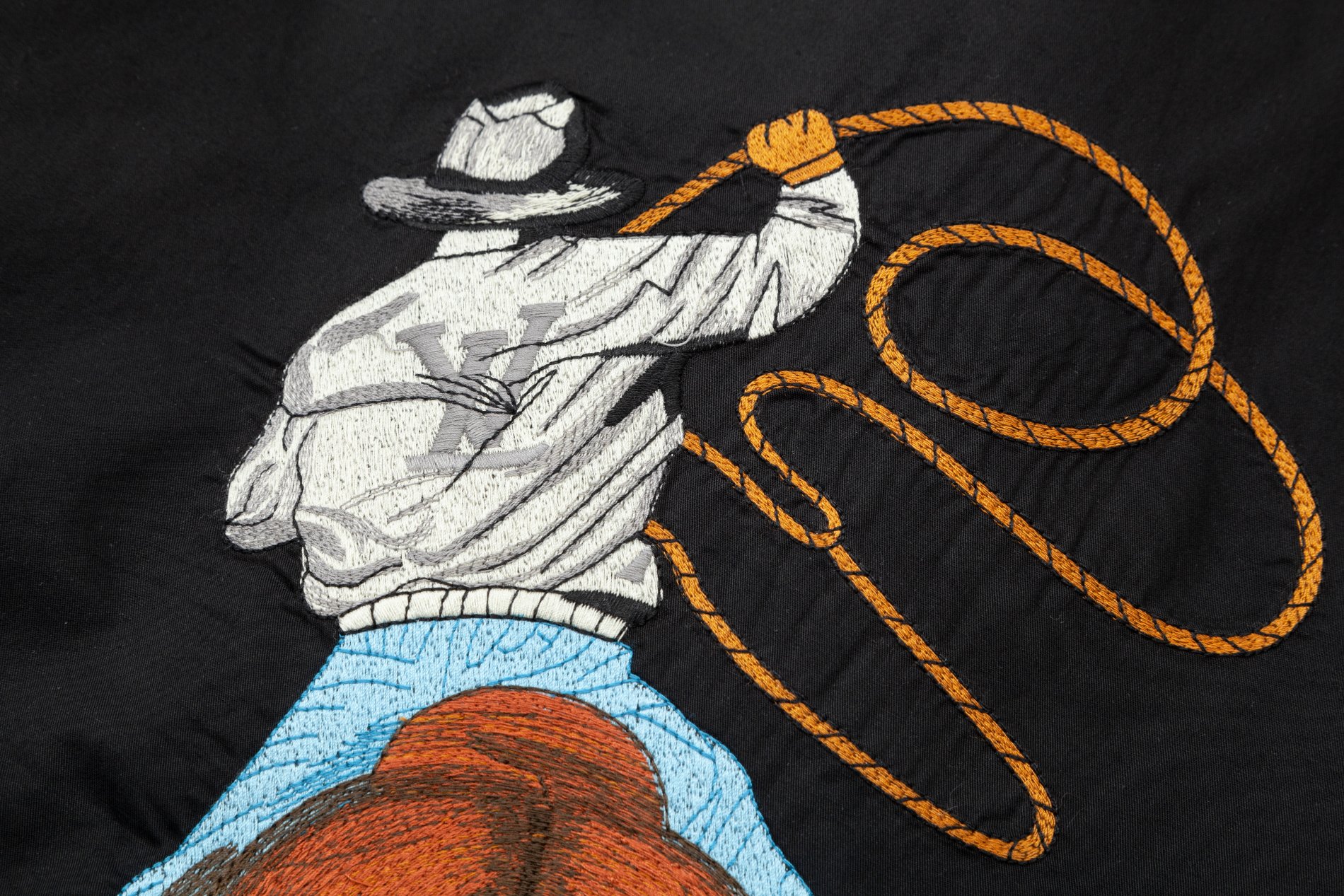 【LOUIS VUITTON 公式旗艦店】ルイヴィトン  シャツ  ご好評に付き再入荷 240811