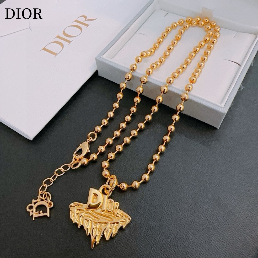 【DIOR】ネックレス、新しいネックレス万能シンプルファッションオーナメント240812