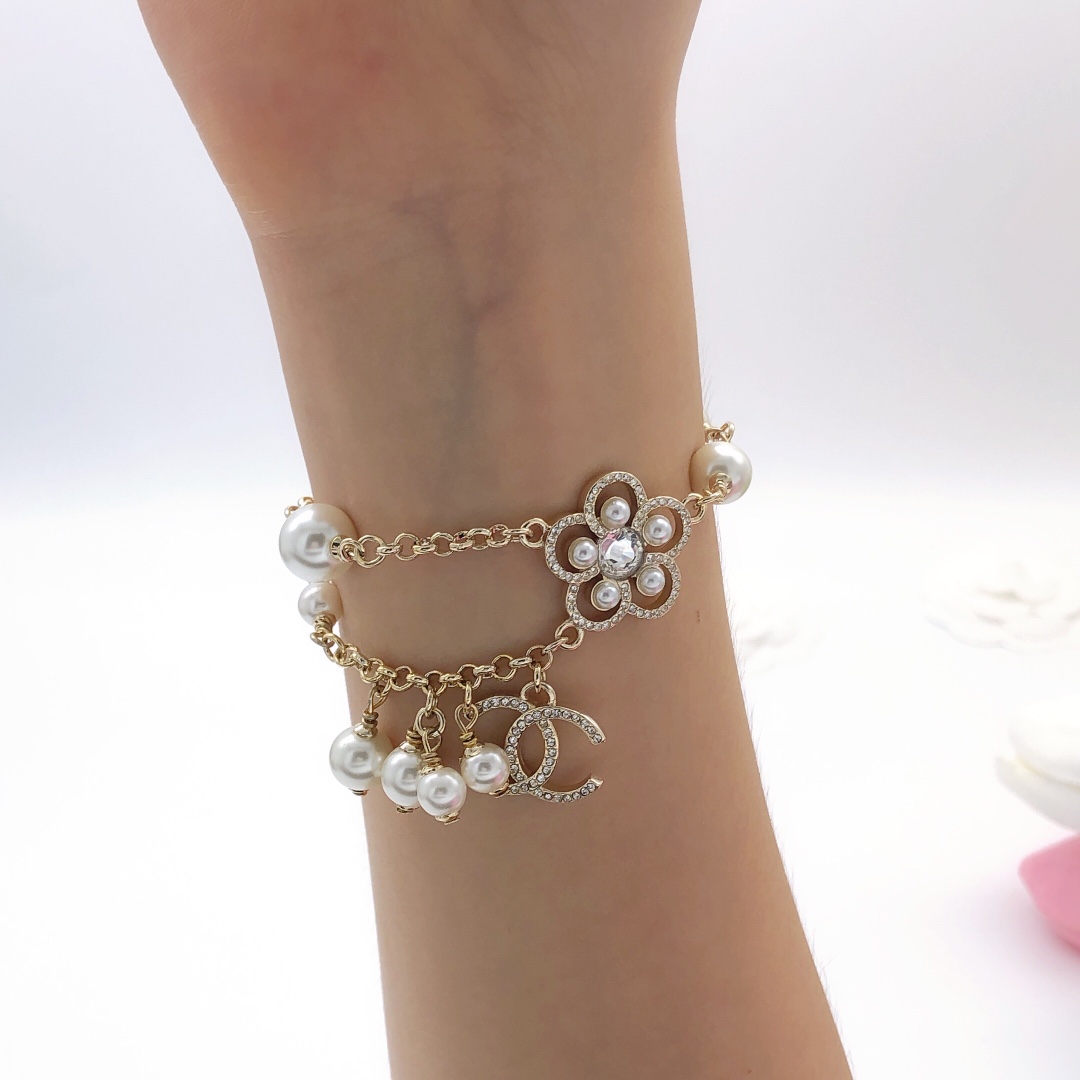 【CHANEL】ブレスレット  ファッションオールマッチ 240814