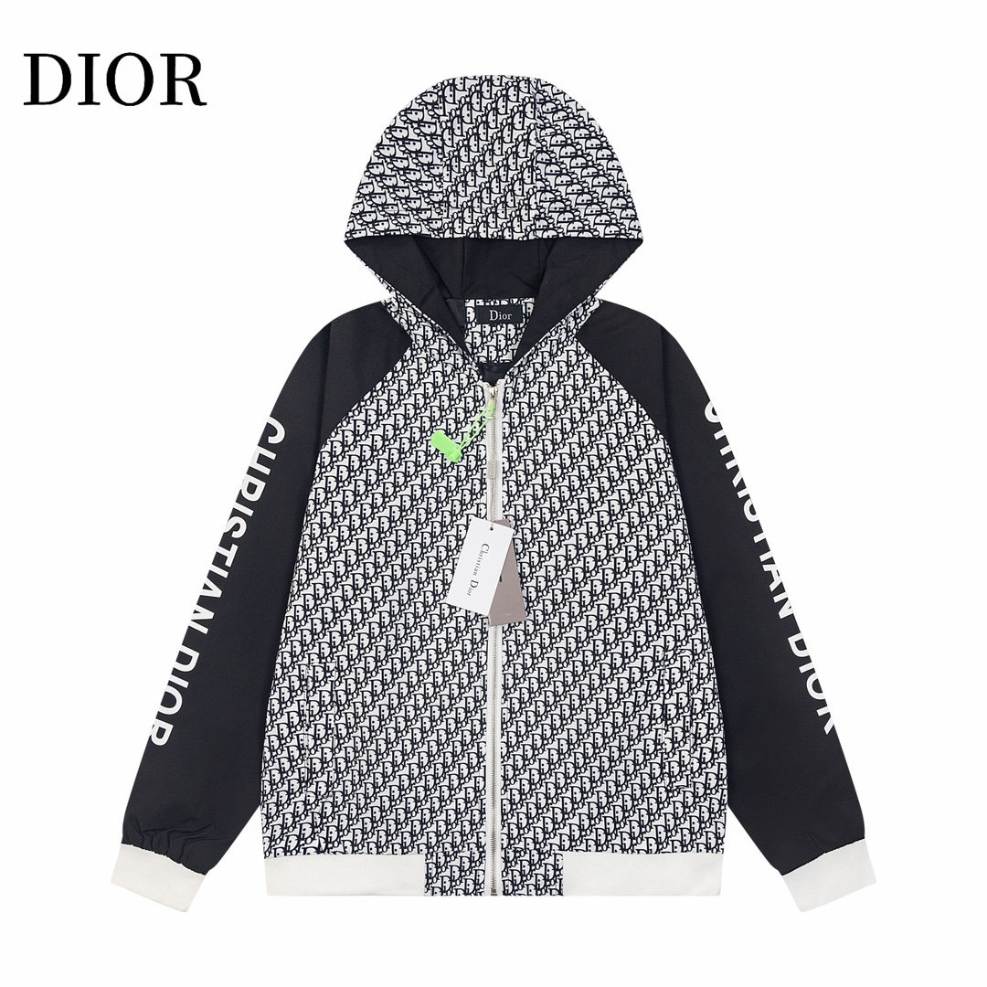 【MONCLER  公式旗艦店】モンクレール  ジャケット着 好評に付き再入荷 240826