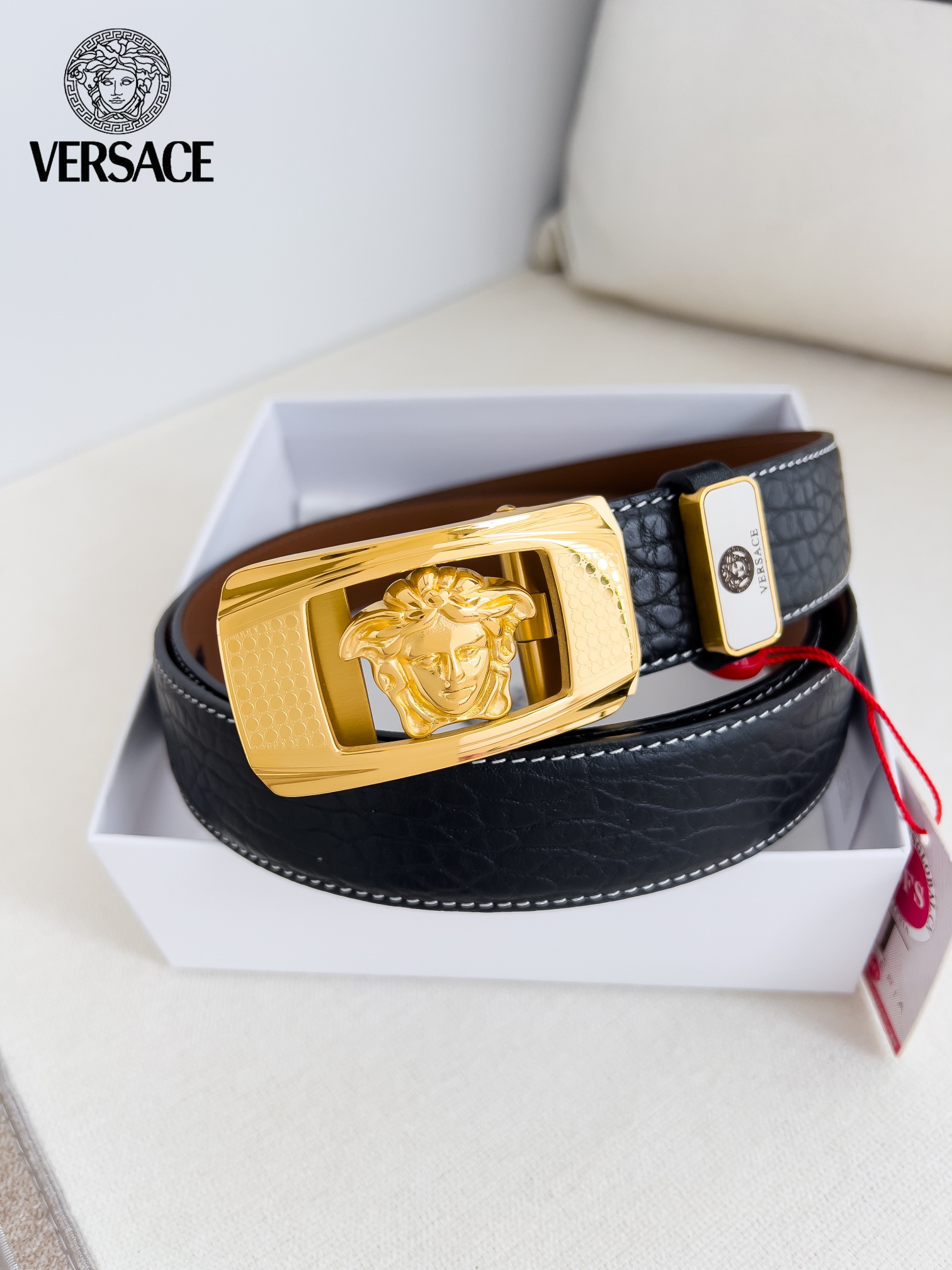 【VERSACE】(ヴェルサーチ) 3.5cmベルト メンズ 240903