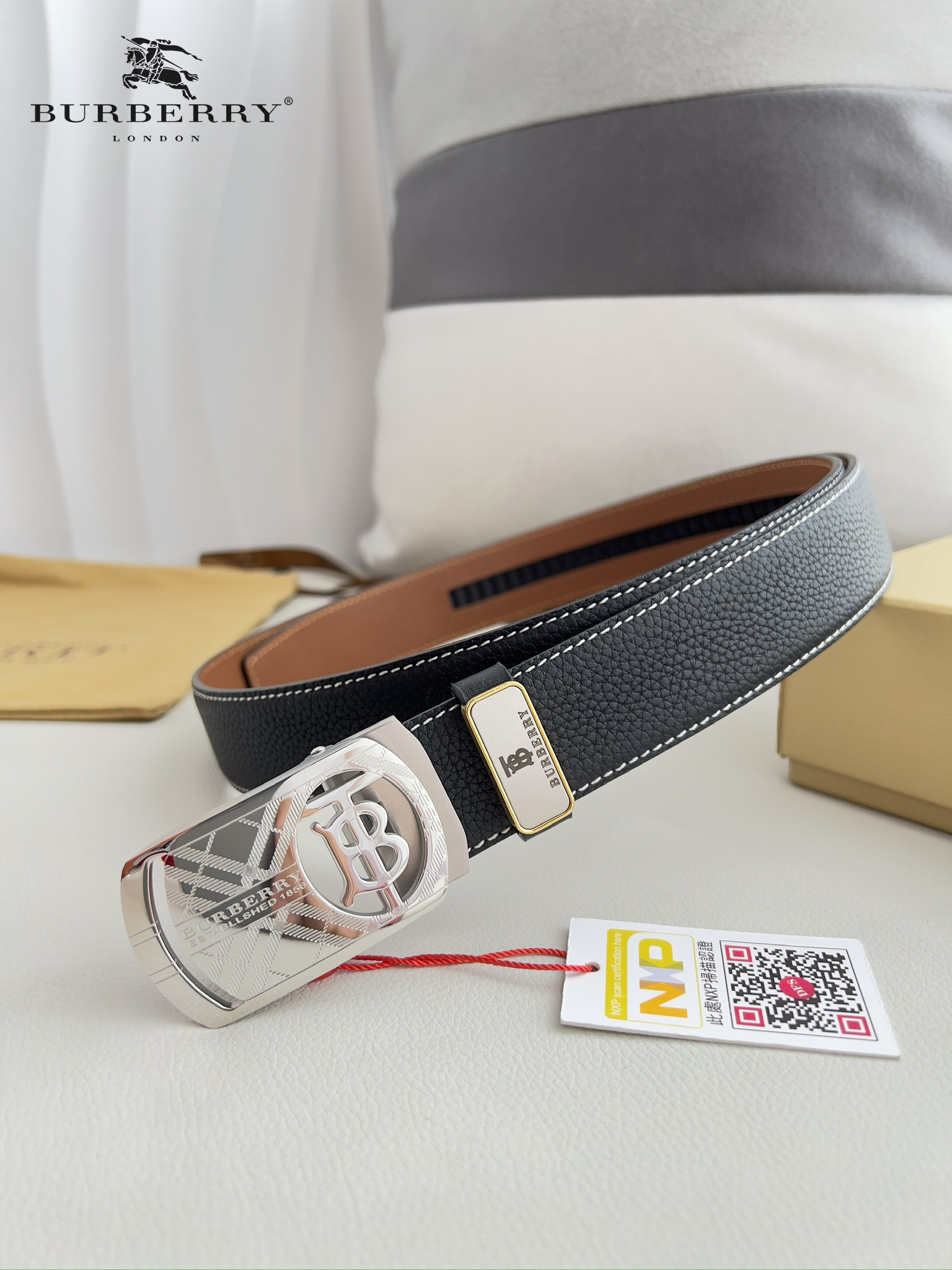 【BURBERRY 】(バーバリー) 3.5cmベルト メンズ 240904