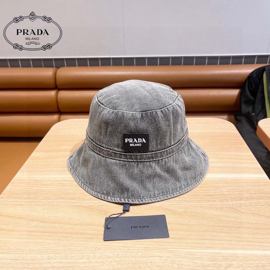 PRADA (プラダ)フィッシャーマンズハット 240904