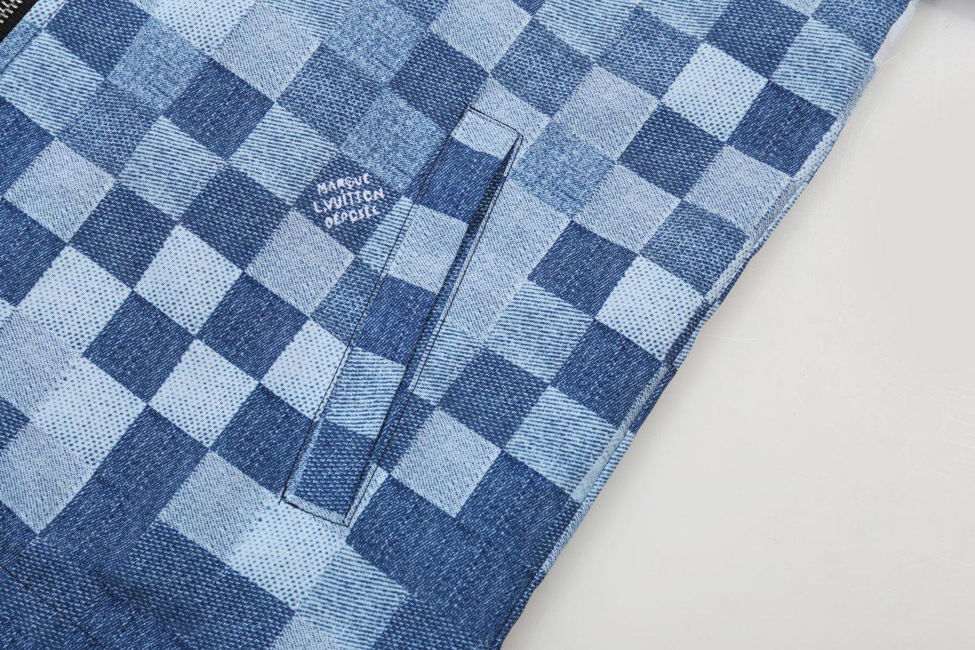 【LOUIS VUITTON】ルイヴィトン   ジャケット着 男女兼用 ご好評に付き再入荷！240921