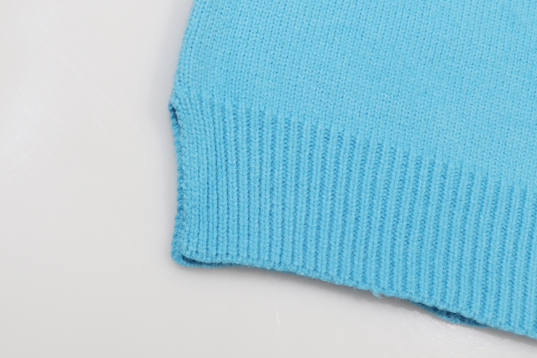 【CHROME HEARTS  公式旗艦店】クロムハーツ  セーター好評に付き再入荷！ 240928