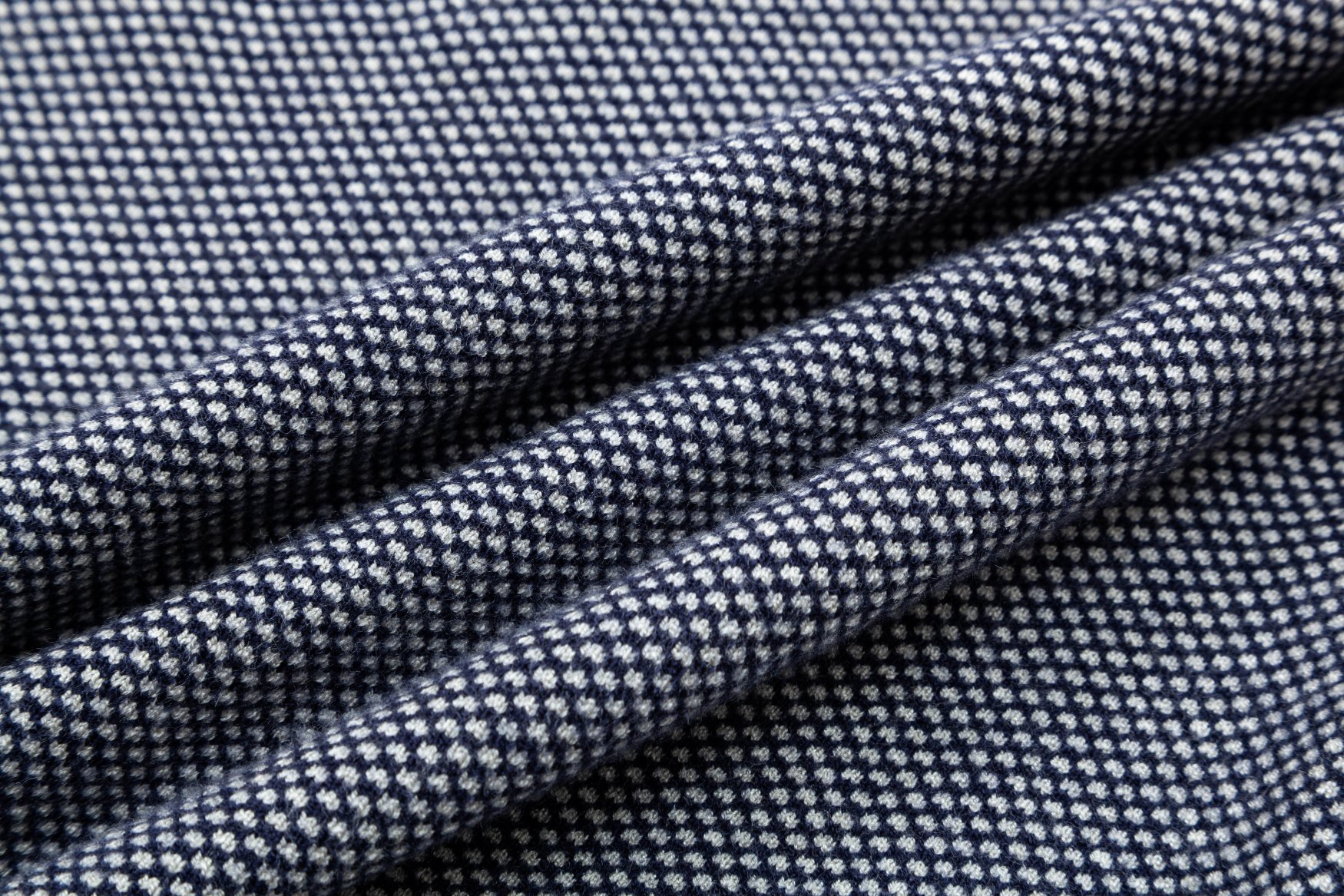 【DIOR 公式旗艦店】ディオール   セーター好評に付き再入荷！ 240929