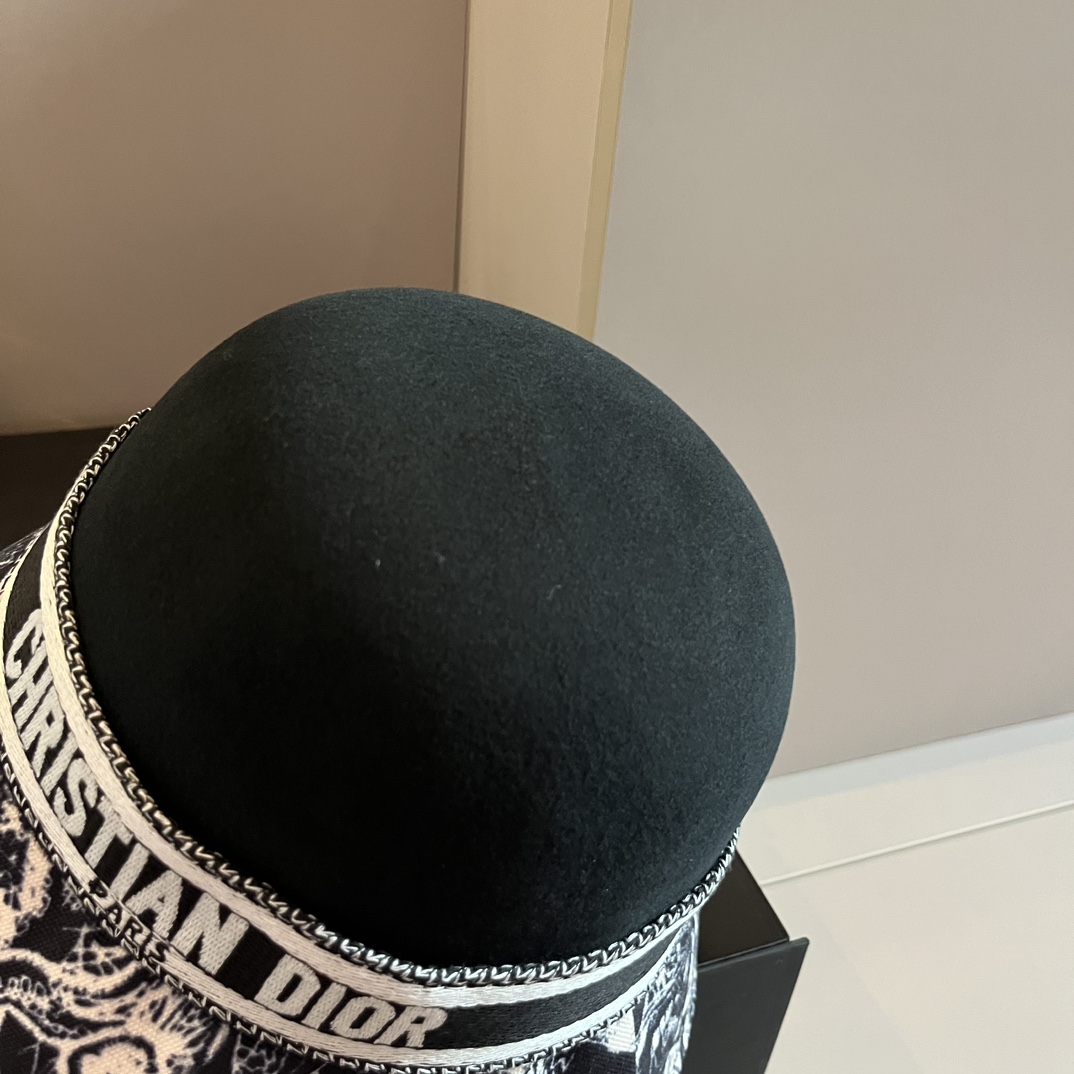 DIOR ( ディオール )フィッシャーマンズハット  241010