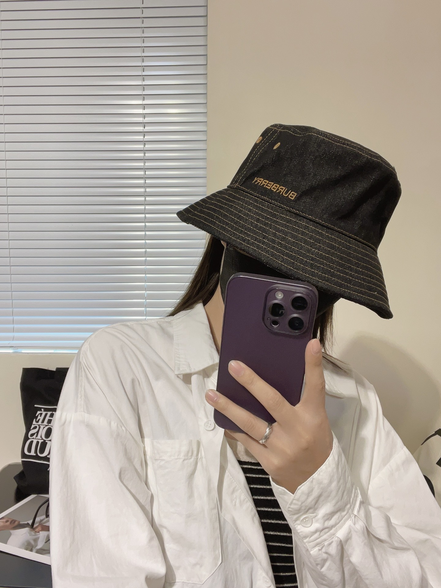 BURBERRY(バーバリー)フィッシャーマンズハット  241011