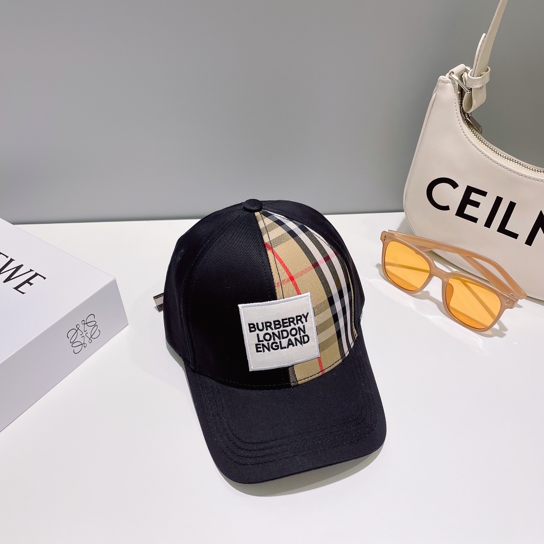 【BURBERRY  バーバリー】【数量限定】 野球帽 / ハット 241011
