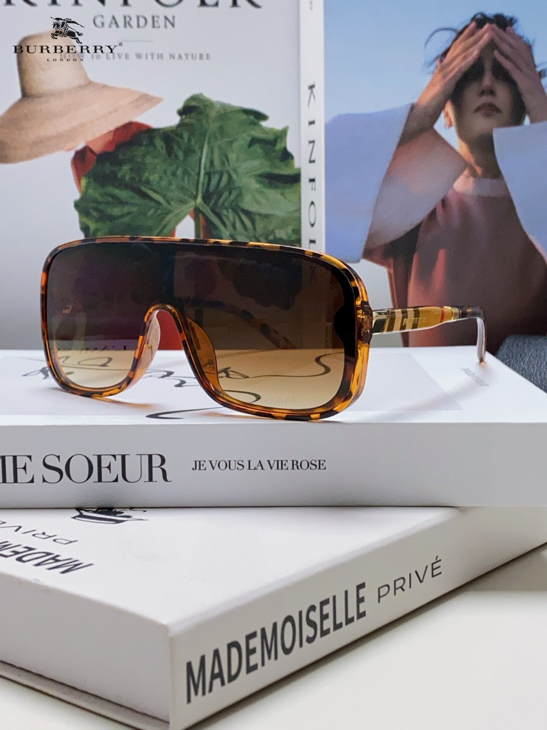 BURBERRY(バーバリー) サングラス  241014