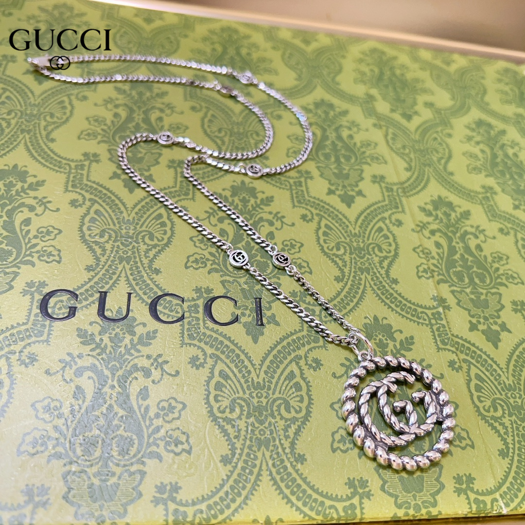 【GUCCI】ネックレス、新しいネックレス万能シンプルファッションオーナメント241015