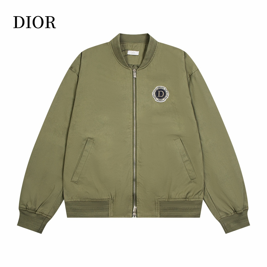 【DIOR  公式旗艦店】ディオール  ジャケット着 ご好評に付き再入荷！241021