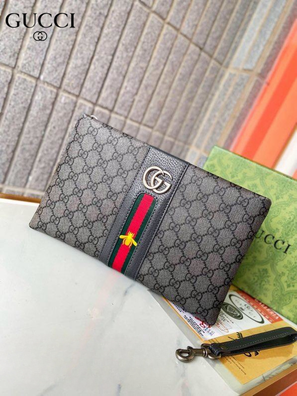 【GUCCI  公式 旗艦店】 グッチ   クラッチバッグ 当日出荷 好評に付き再入荷！28*18*2.5CM  241101