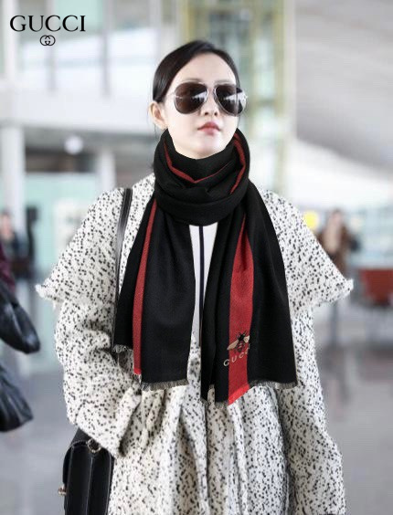 【GUCCI グッチ】スカーフ35*200CM  241108