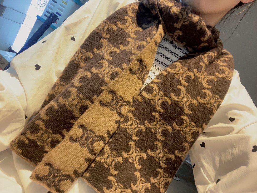 【CELINE セリーヌ】スカーフ  30*180CM    241108