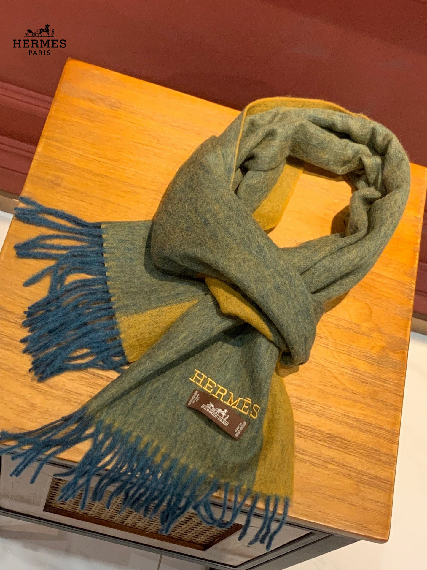 【HERMES エルメス 】スカーフ   35*190CM  241109