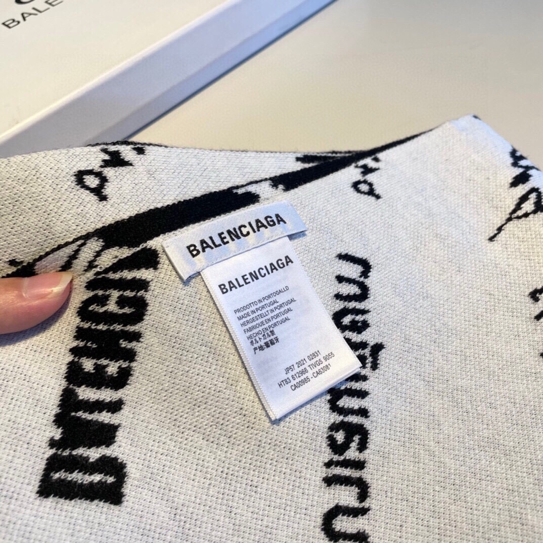 【BALENCIAGA   バレンシアガ】スカーフ32*180CM  241109