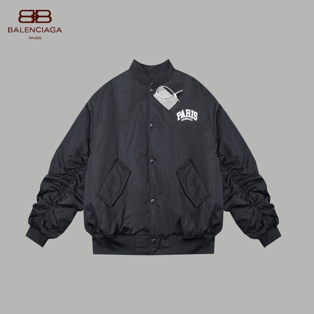 【BALENCIAGA  公式旗艦店】バレンシアガ    ジャケット着 好評に付き再入荷！241119