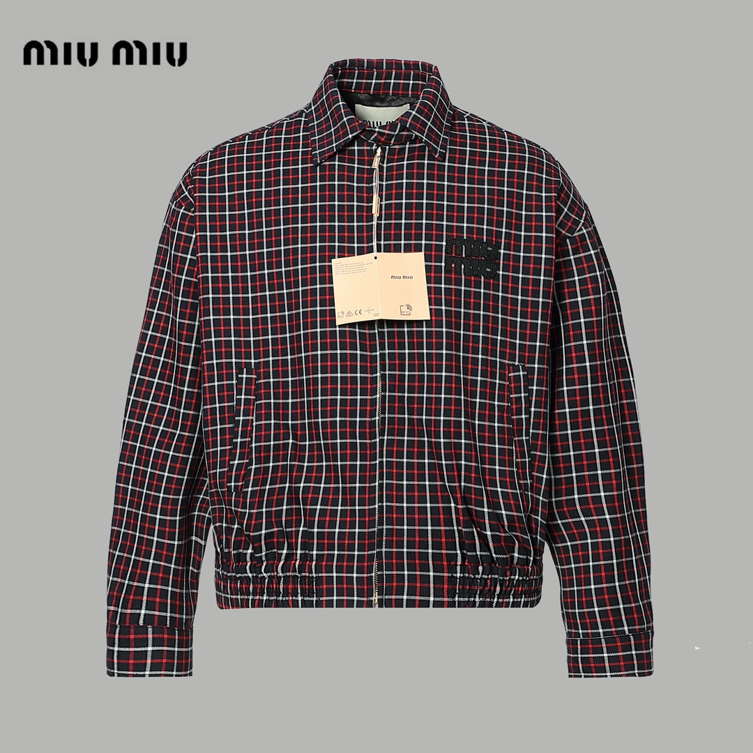 【Miumiu 公式旗艦店】 ミュウミュウ   ジャケット着  スウェット ご好評に付き再入荷！241122