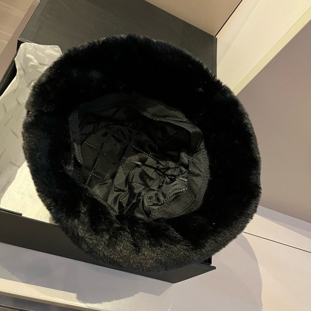 PRADA (プラダ)フィッシャーマンズハット  241125