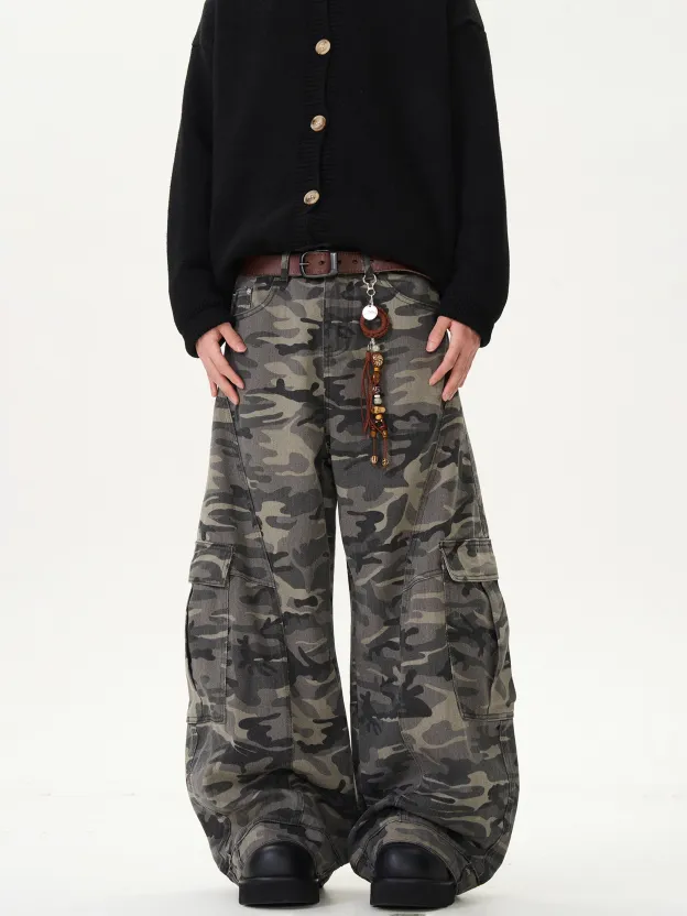 VINTAGE CAMOUFLAGE WIDE-LEG CARGO PANTS, UNISEX DG008232