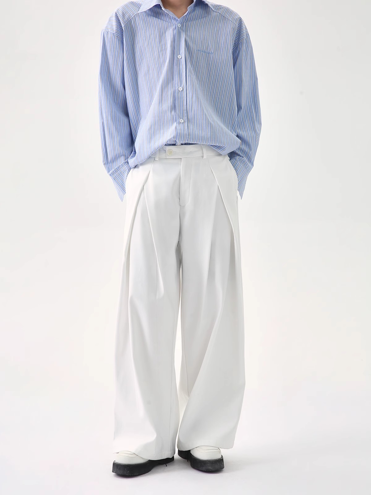 【数量限定価格🔥】CASUAL SOLID DESIGNER PLEATED STRAIGHT TROUSERS DG008142