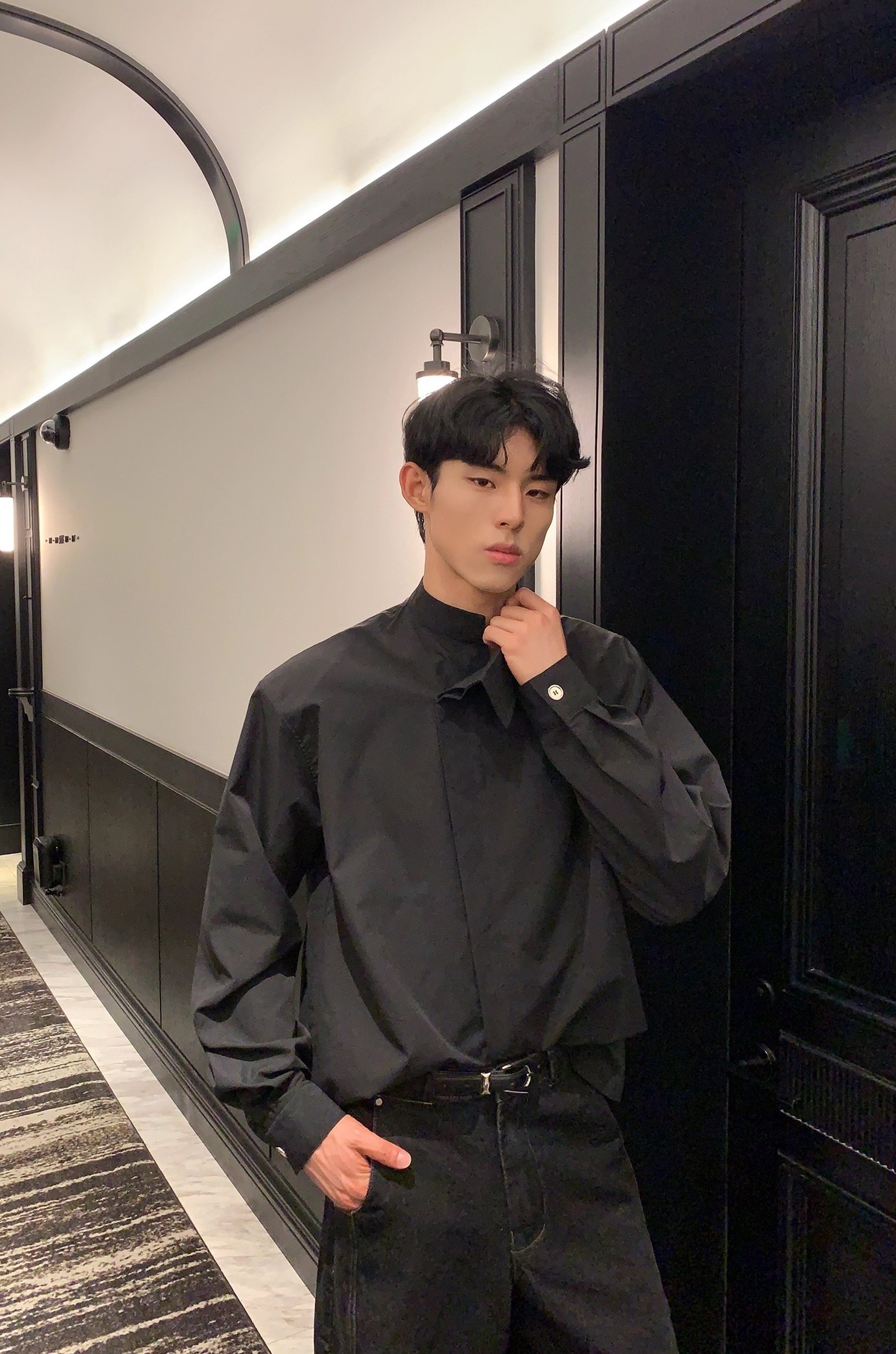 【🔥🛒購入率 No.1 / 2Color】【COVER:FIT】IRREGULAR COLLAR PADDED SHOULDER BUTTON SHIRT LONG SLEEVE DG008135