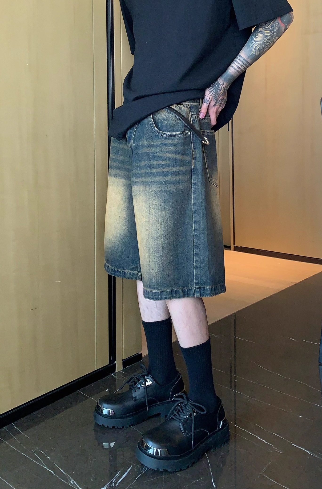 【アンダーグラウンドヴィンテージ】MEN'S VINTAGE DENIM SHORTS: SLIMMING STRAIGHT 5-POINT MID-LENGTH DG0081311