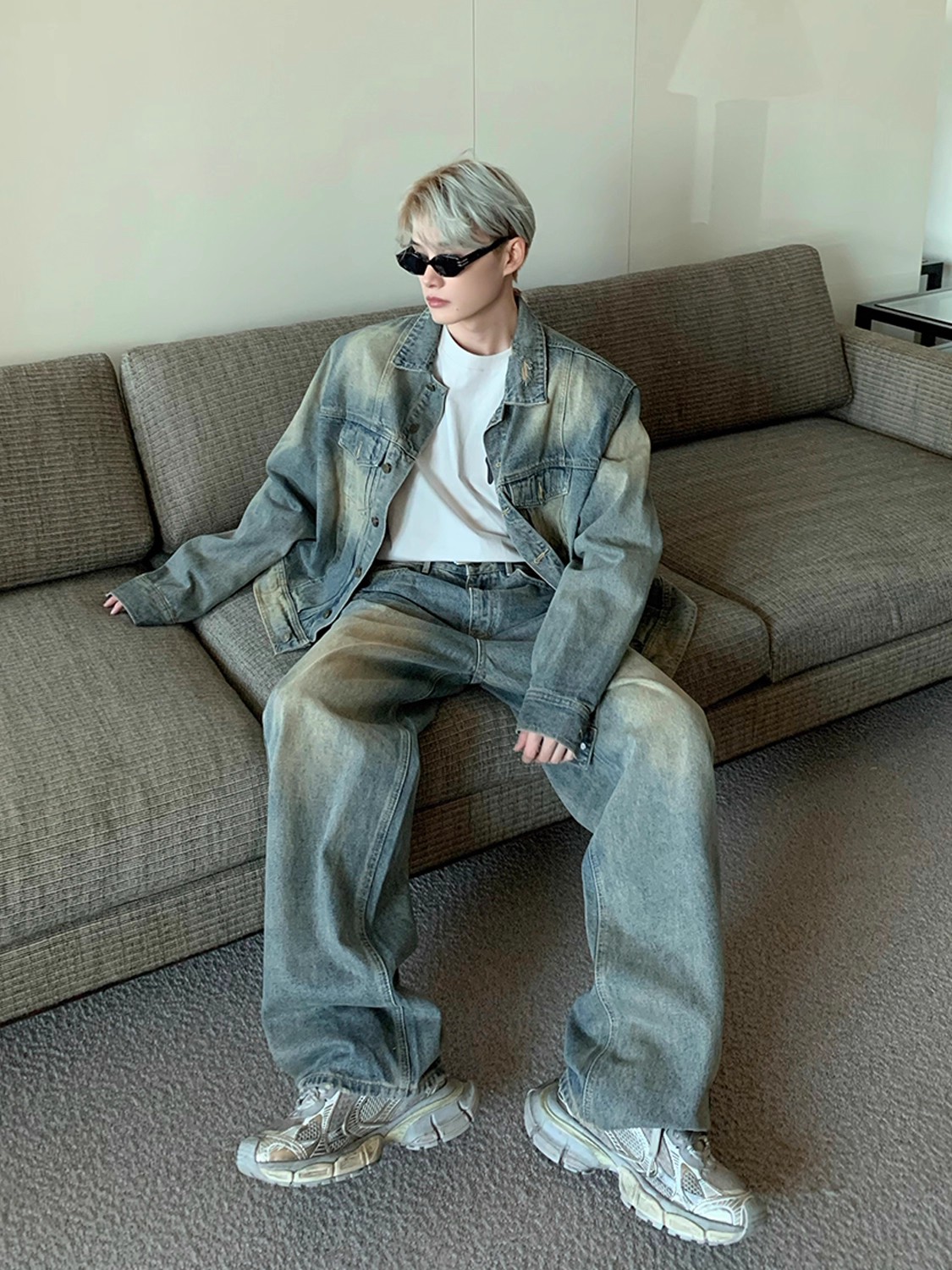 【爆売れ中🧥👖】VINTAGE WASHED DENIM SET: LOOSE PADDED JACKET & STRAIGHT PANTS DG0081312